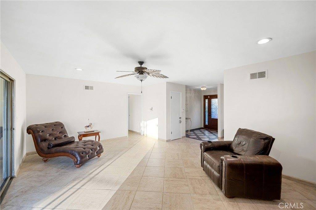 8915 Mulberry Drive, Sunland, CA 91040