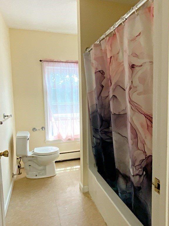 187 Chestnut St, Holyoke, MA 01040