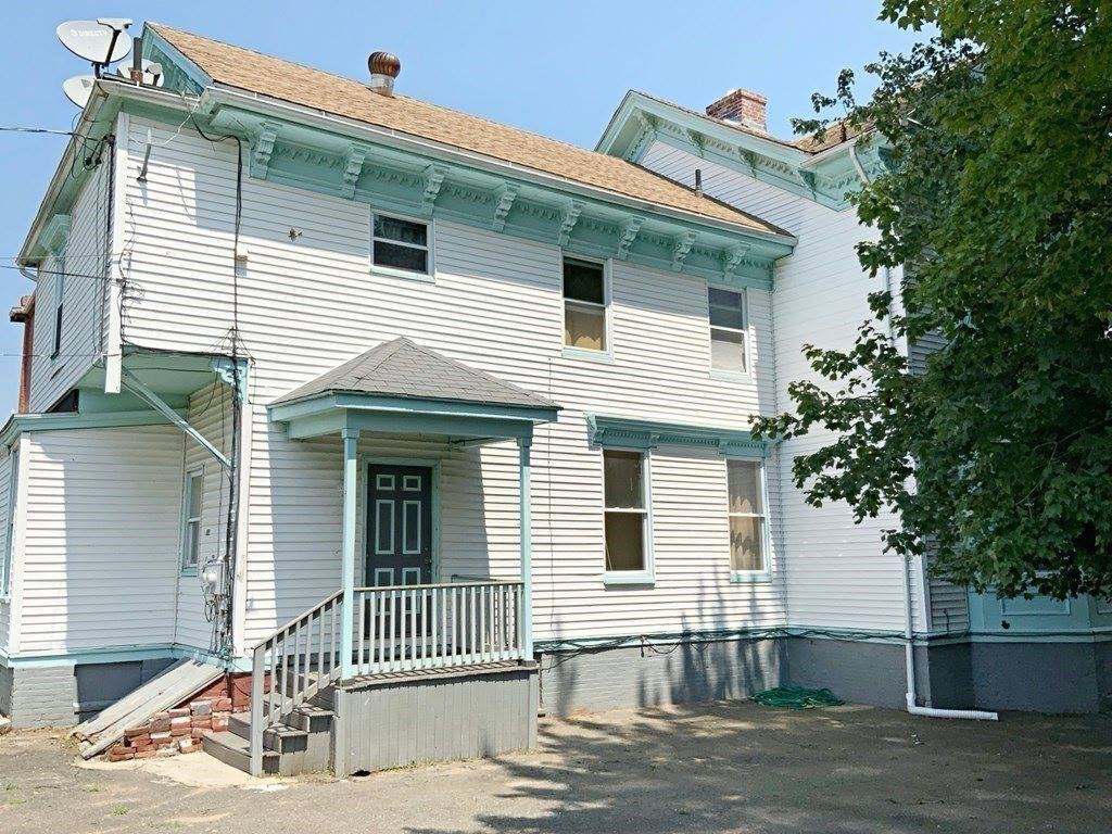 187 Chestnut St, Holyoke, MA 01040