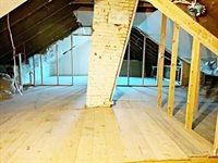 187 Chestnut St, Holyoke, MA 01040
