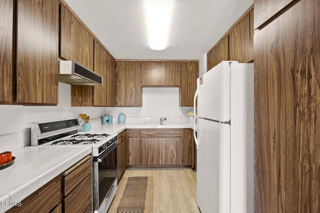 584 Moses Lane, Ventura, CA 93003