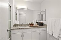 584 Moses Lane, Ventura, CA 93003