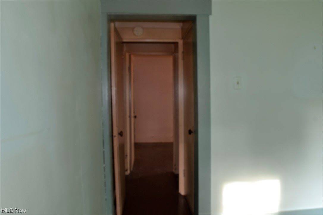 731 NE Grover Avenue, Masury, OH 44438