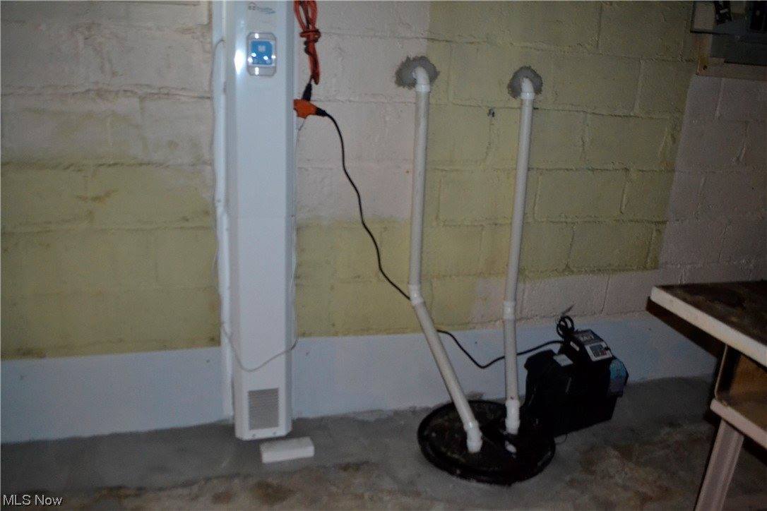 731 NE Grover Avenue, Masury, OH 44438