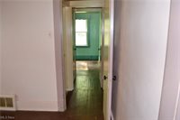 731 NE Grover Avenue, Masury, OH 44438