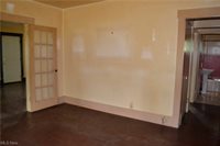 731 NE Grover Avenue, Masury, OH 44438