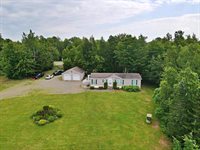 42 Oakview Lane, Enfield, ME 04493