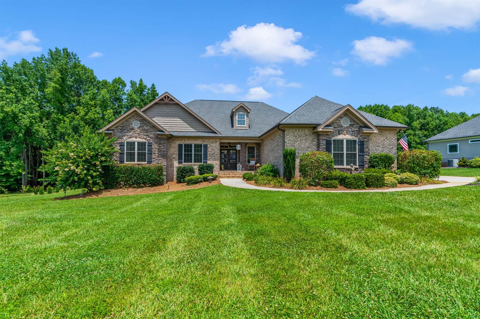 2663 Brooke Meadows Drive, Browns Summit, NC 27214