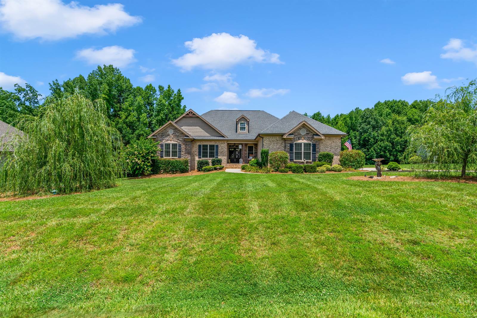 2663 Brooke Meadows Drive, Browns Summit, NC 27214