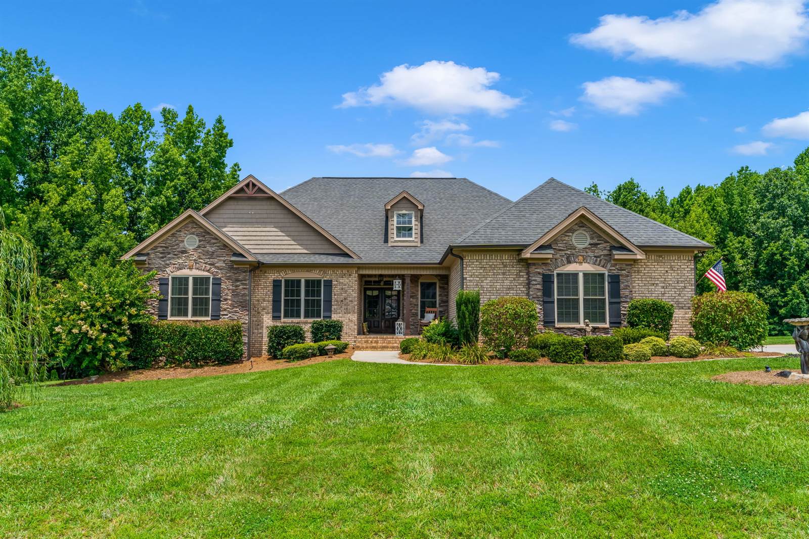 2663 Brooke Meadows Drive, Browns Summit, NC 27214