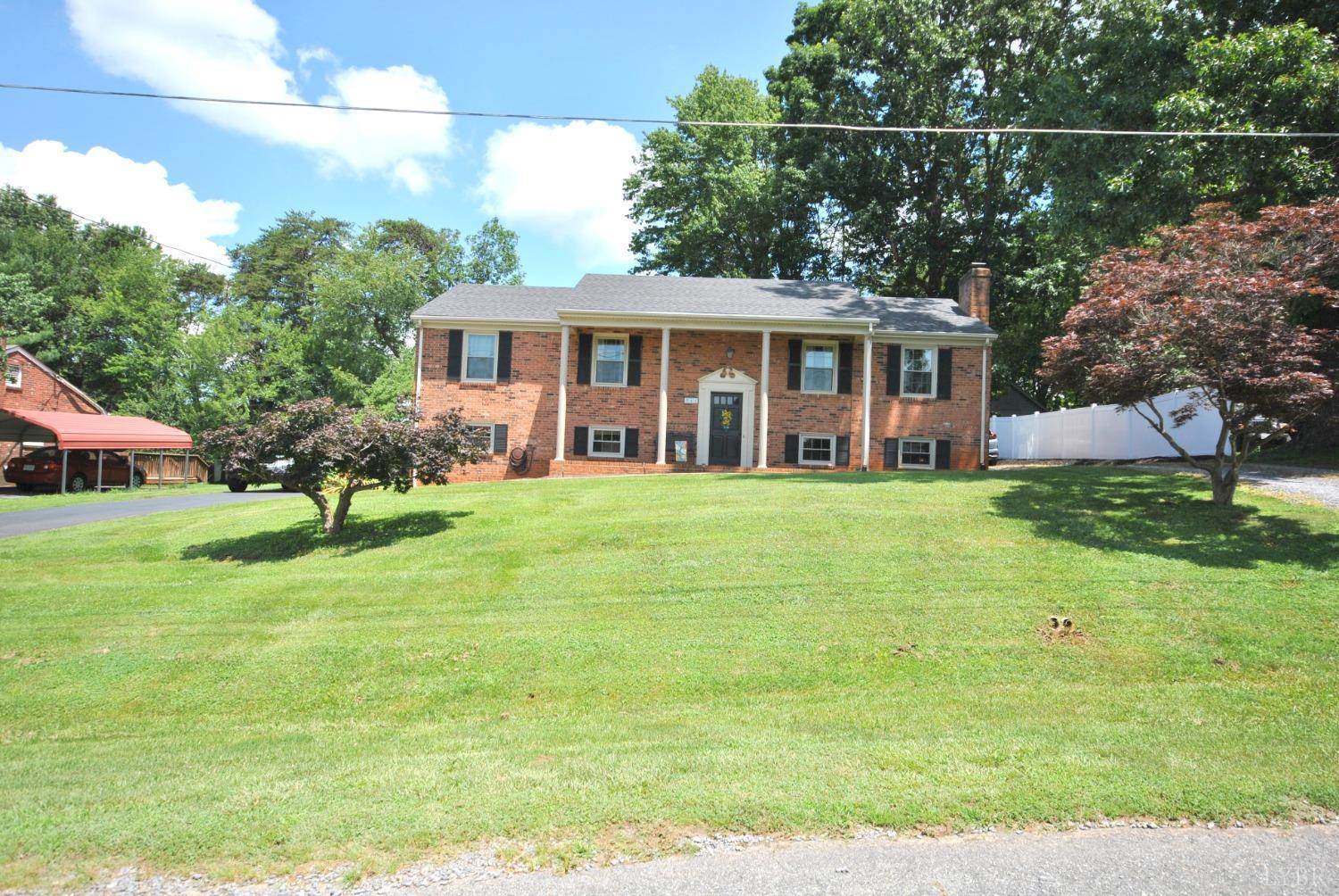 311 Bob Circle, #17, Forest, VA 24551