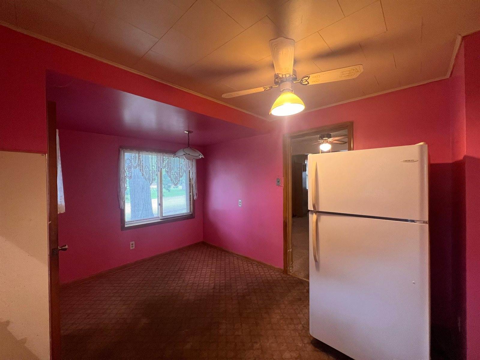 402 7th Street NE, Staples, MN 56479