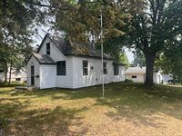 402 7th Street NE, Staples, MN 56479