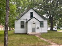 402 7th Street NE, Staples, MN 56479