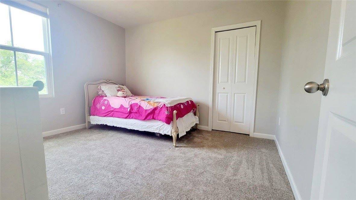 207 Scarlet Drive, Plum Boro, PA 15239