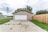 1386 Parkside Drive, Junction City, KS 66441