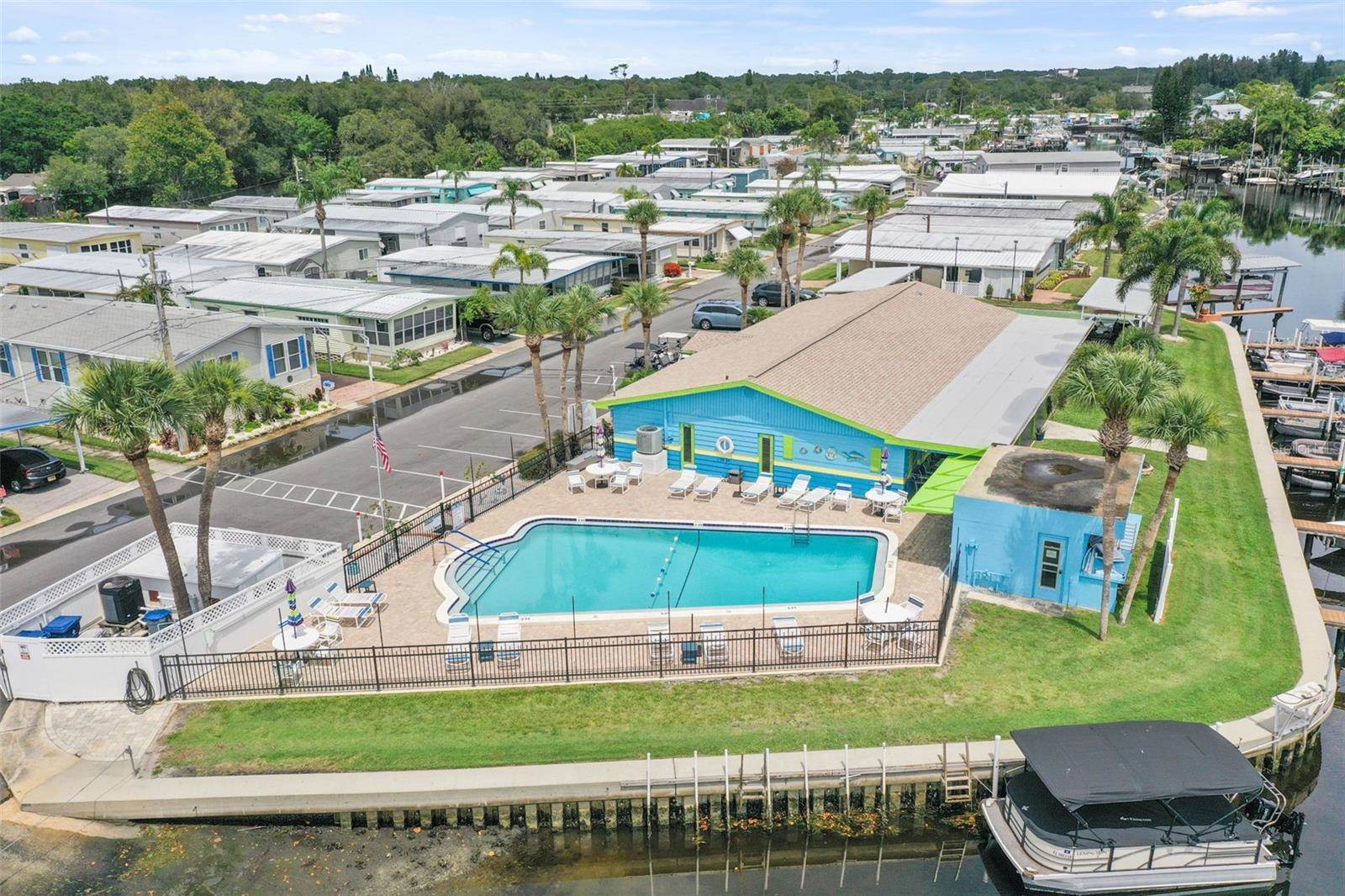 12 Yawl Lane, Palm Harbor, FL 34683