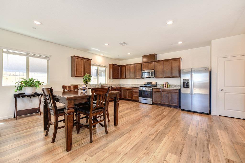12805 Herringbone Way, Rancho Cordova, CA 95742
