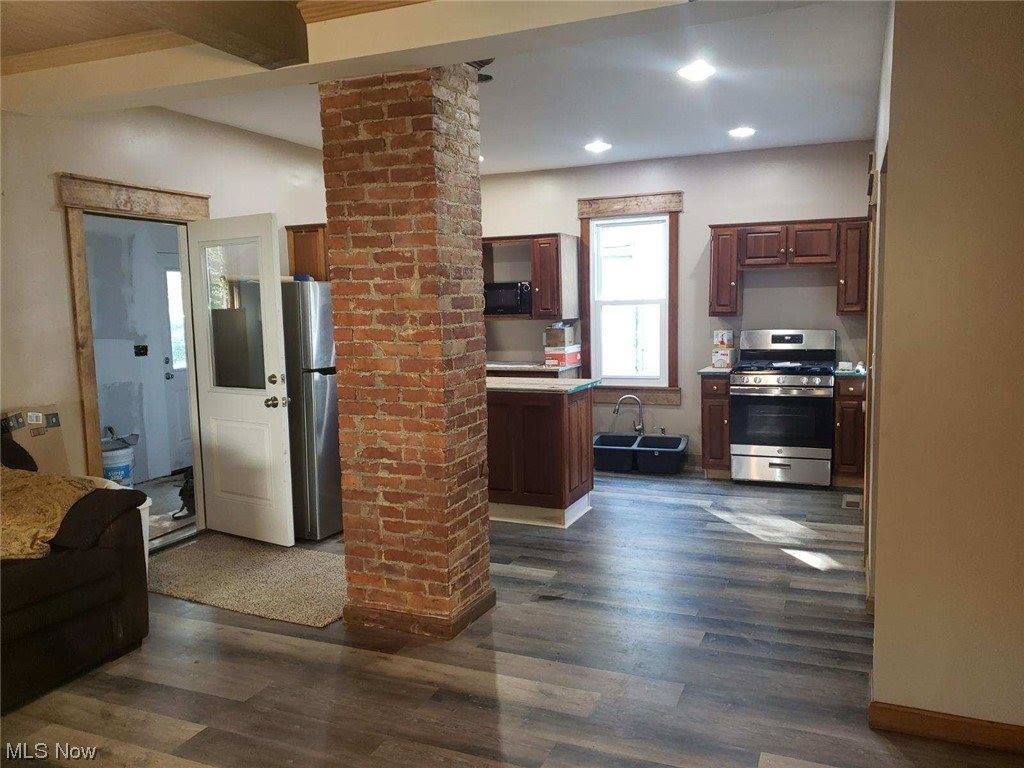 303 West Tenth, Salem, OH 44460