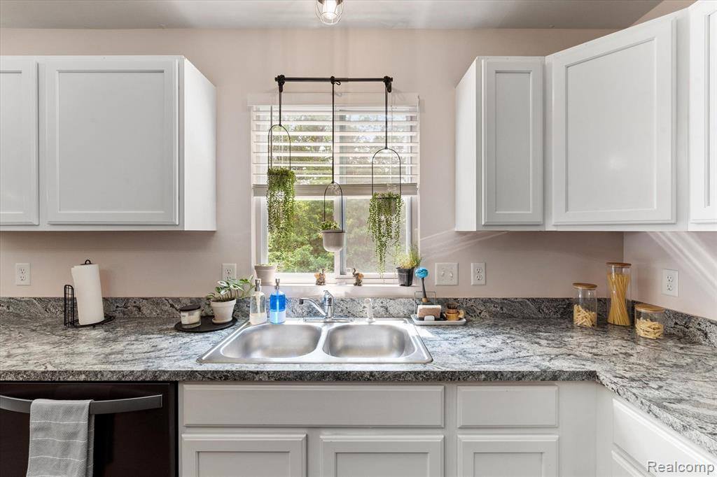 37644 North Dianne Lane, Huron Township, MI 48164