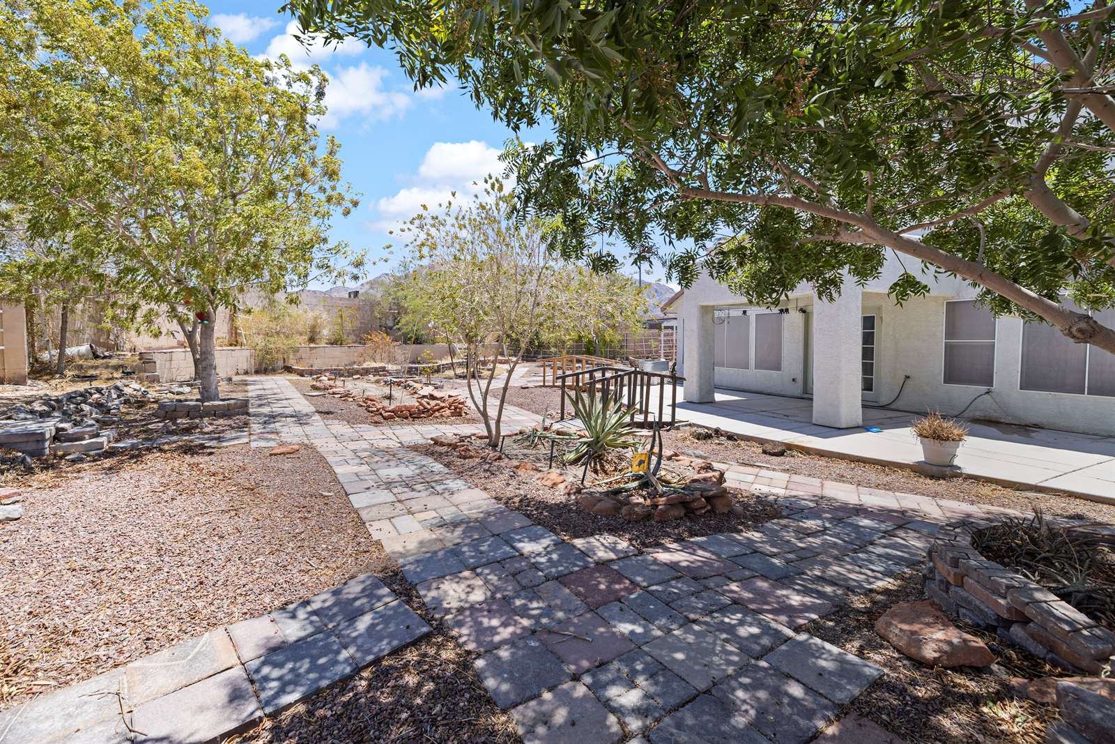 6680 Evening Rain Avenue, Las Vegas, NV 89156
