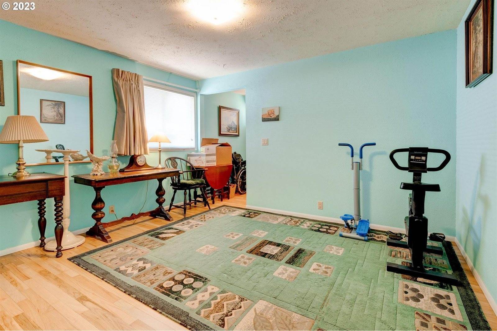 16225 SW Ludwig St, Beaverton, OR 97078