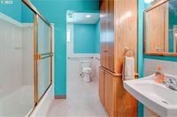 16225 SW Ludwig St, Beaverton, OR 97078