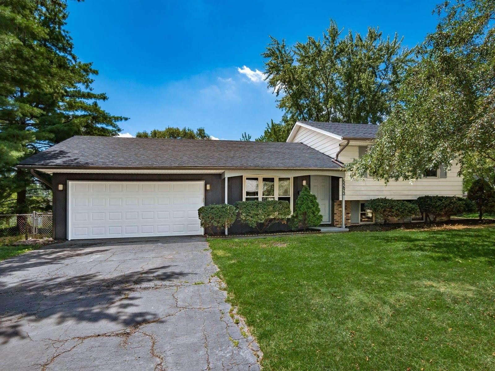 5293 Williamsburg Circle, Hilliard, OH 43026