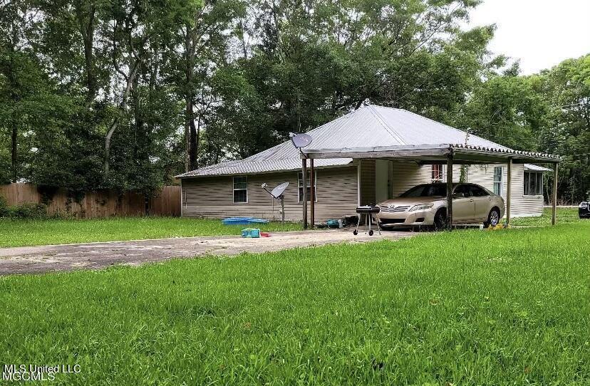 7112 Grierson Street, Moss Point, MS 39563