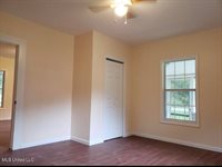 7112 Grierson Street, Moss Point, MS 39563