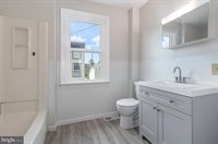 11 West Locust Street, Mechanicsburg, PA 17055