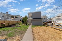 11 West Locust Street, Mechanicsburg, PA 17055