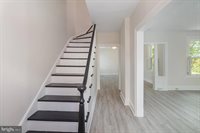 11 West Locust Street, Mechanicsburg, PA 17055