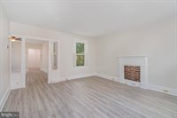 11 West Locust Street, Mechanicsburg, PA 17055