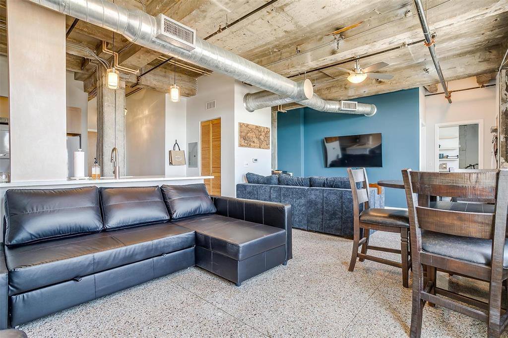 221 West Lancaster Avenue, Fort Worth, TX 76102