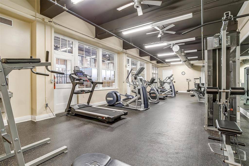 221 West Lancaster Avenue, Fort Worth, TX 76102