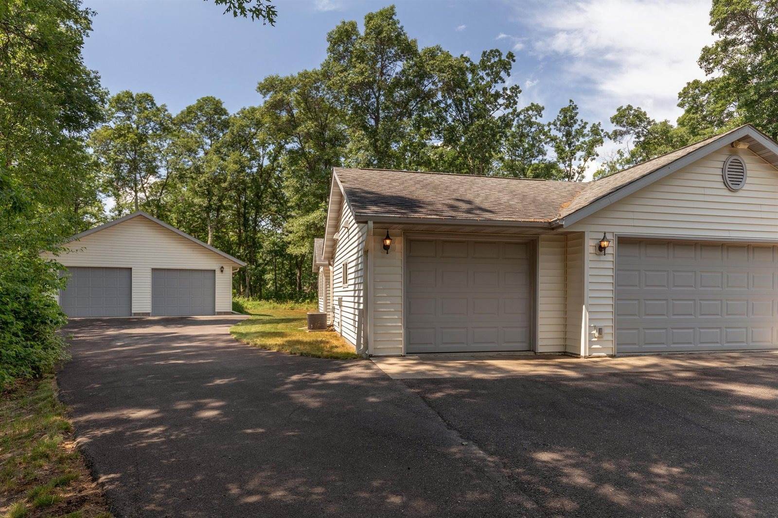 33897 Dancing Bear Drive, Crosslake, MN 56442