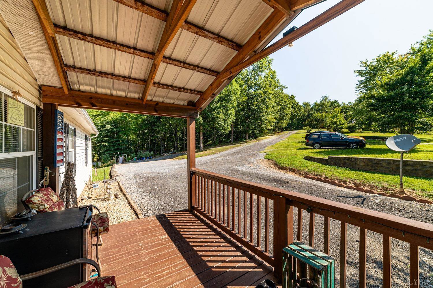 295 Wahoo Ct., Evington, VA 24550