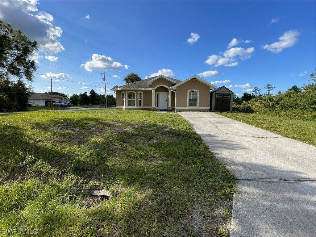 2801 East 9th Street, Lehigh Acres, FL 33972