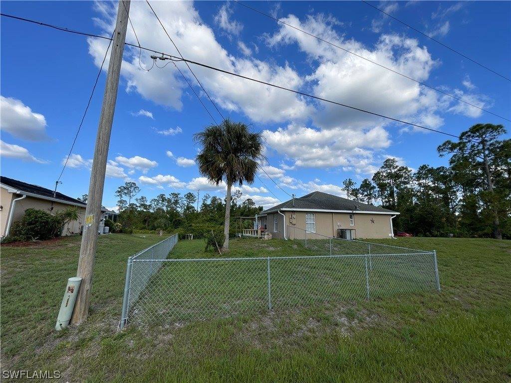 2801 East 9th Street, Lehigh Acres, FL 33972