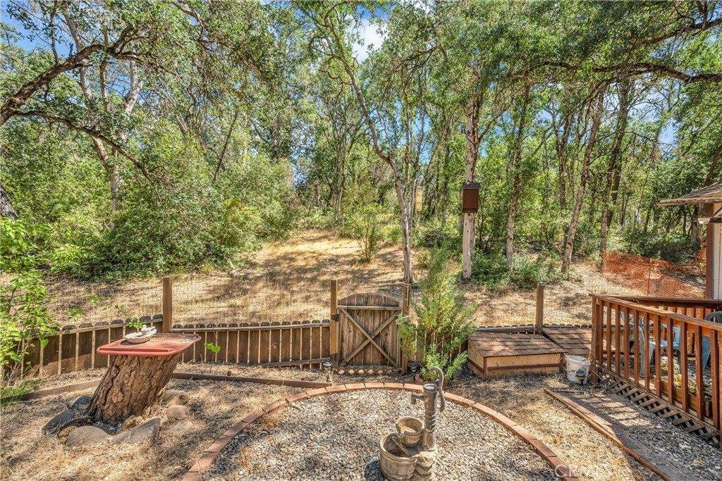 5532 Pine Avenue, Clearlake, CA 95422