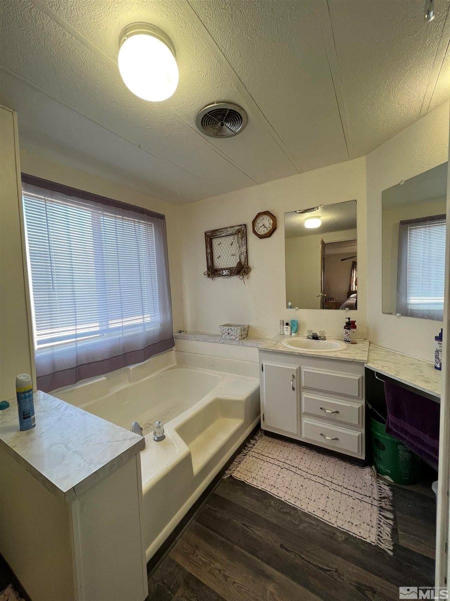 7180 Allen Rd, Winnemucca, NV 89445