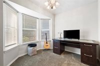 927 Benjamin Drive, Burleson, TX 76028