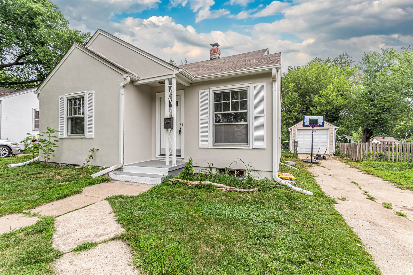 430 W. Vine, Junction City, KS 66441