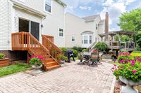 656 Rose Way, Gahanna, OH 43230