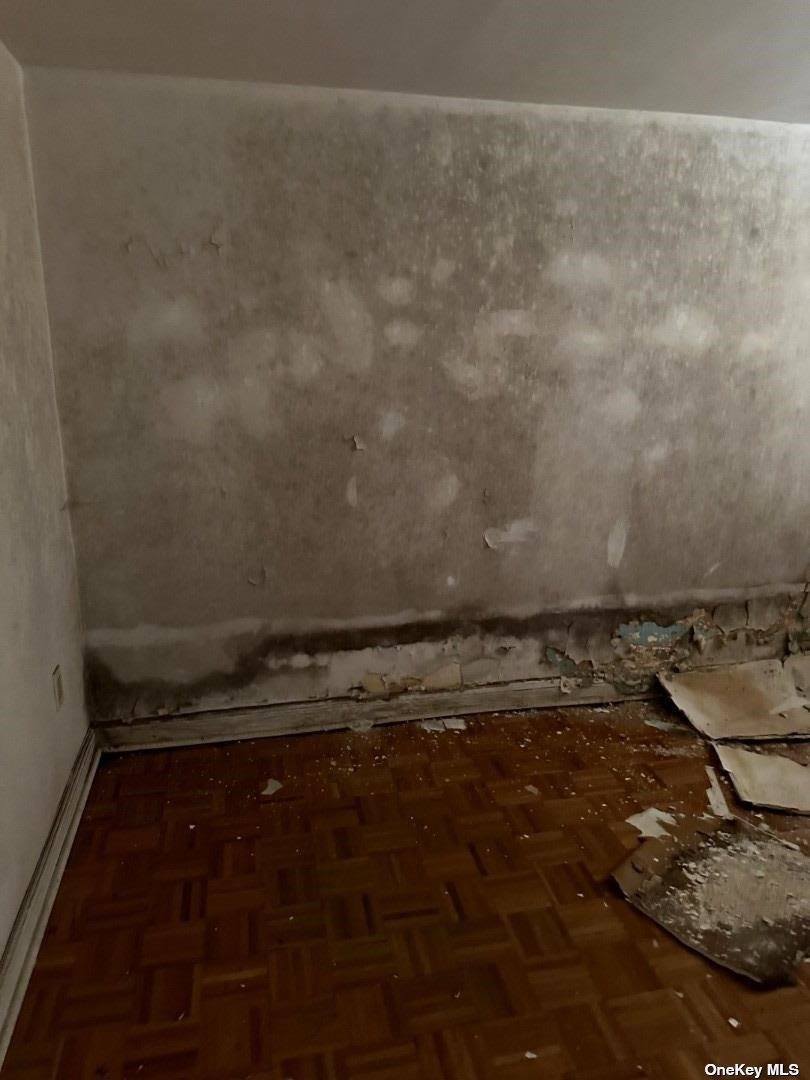 37-05 27 Street, Astoria, NY 11105