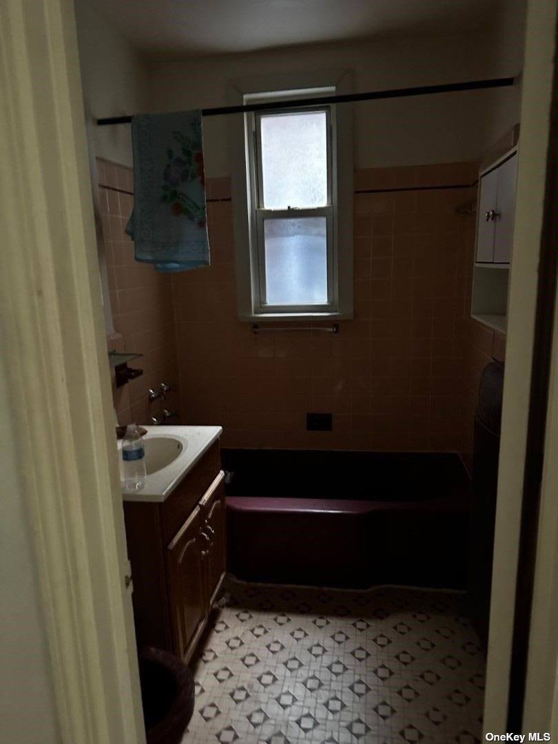 37-05 27 Street, Astoria, NY 11105