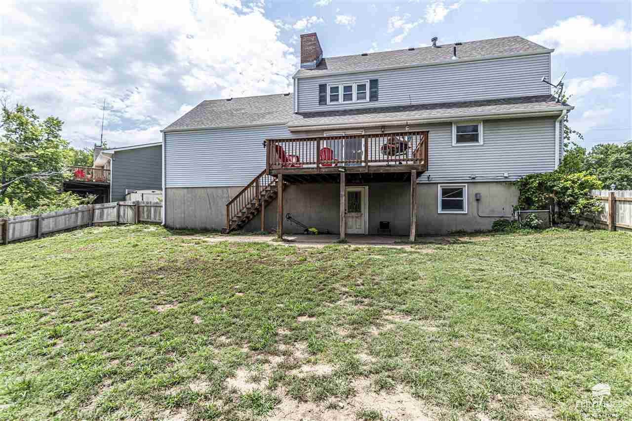 1509 Rockledge Drives, Junction City, KS 66441