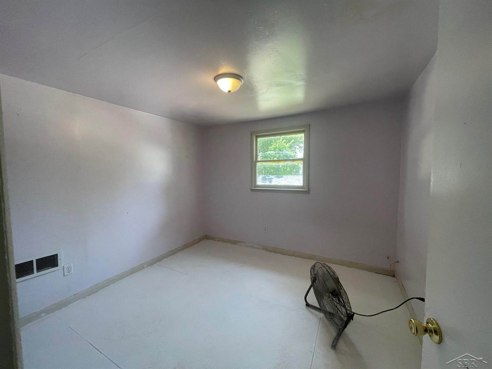 1736 Burnham, Saginaw, MI 48602