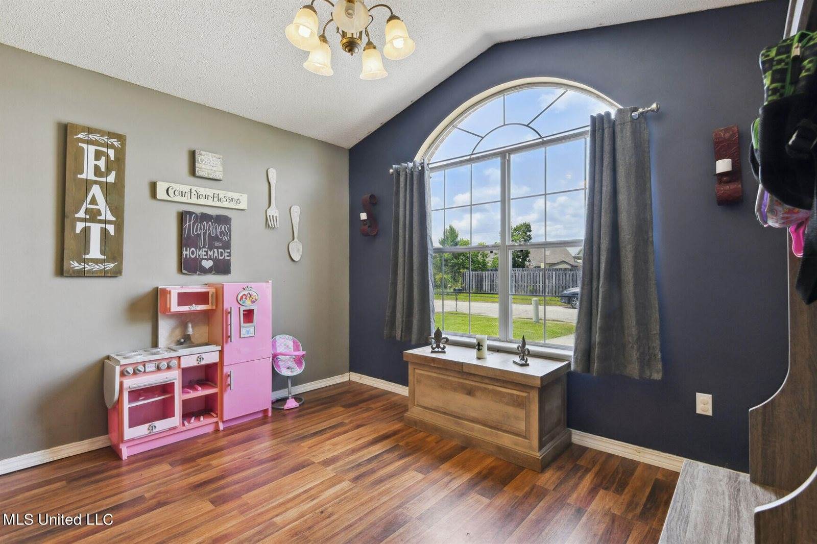 4393 Wigwam Drive, D'Iberville, MS 39540